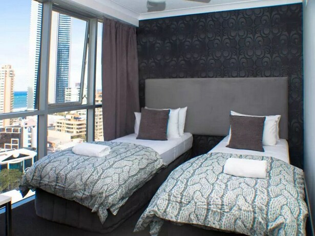 Imagen de la habitación del Hotel Gca Chevron Renaissance. Foto 11