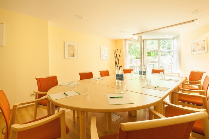 Imagen de los interiores del Hotel Gda Hildastift Am Kurpark. Foto 15