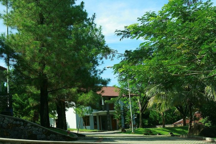 Imagen de los exteriores del Hotel Gdw and Cottage. Foto 5