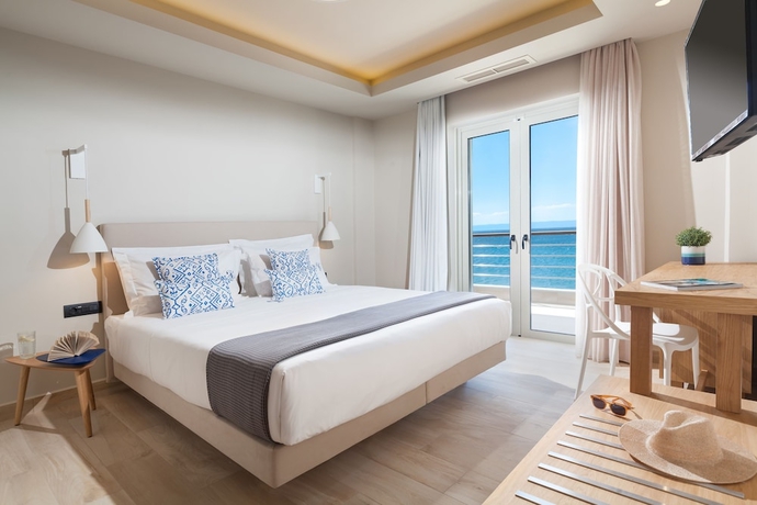 Imagen de la habitación del Hotel Gea Elaia. Foto 4
