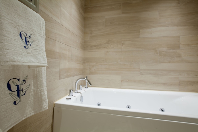 Imagen de la habitación del Hotel Gea Elaia. Foto 15