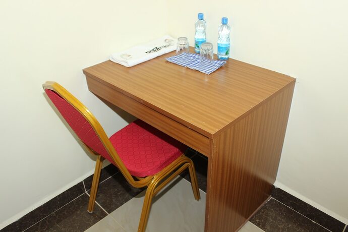 Imagen de la habitación del Hotel Gees Inn. Foto 16