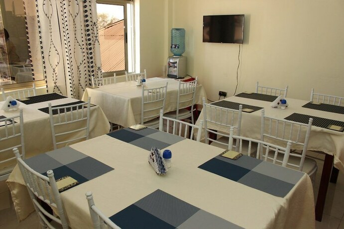 Imagen general del Hotel Gees Inn. Foto 9