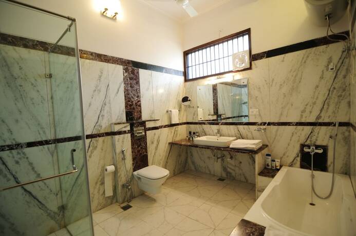 Imagen general del Hotel Geetanjali Luxury Suites. Foto 1