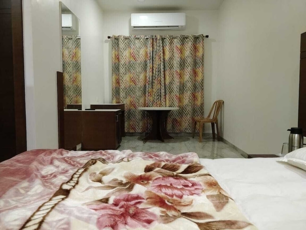 Imagen de la habitación del Hotel Geetanjali, Piparia. Foto 6