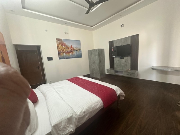 Imagen de la habitación del Hotel Geetatri Luxury Homestay. Foto 14