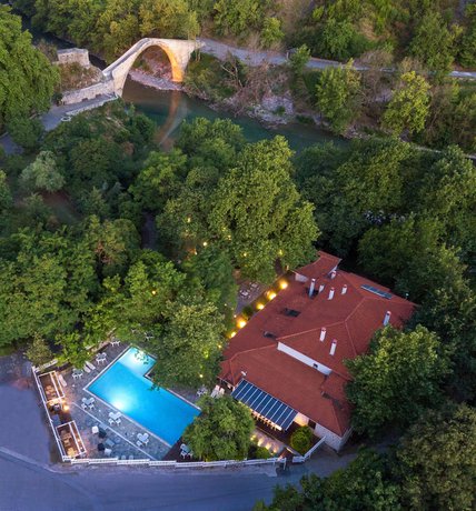 Imagen general del Hotel Gefyri. Foto 1
