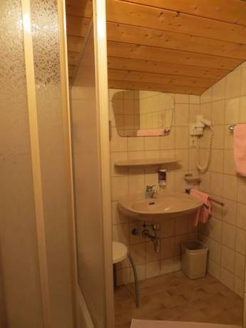 Imagen de la habitación del Hotel Geierwallihof. Foto 6