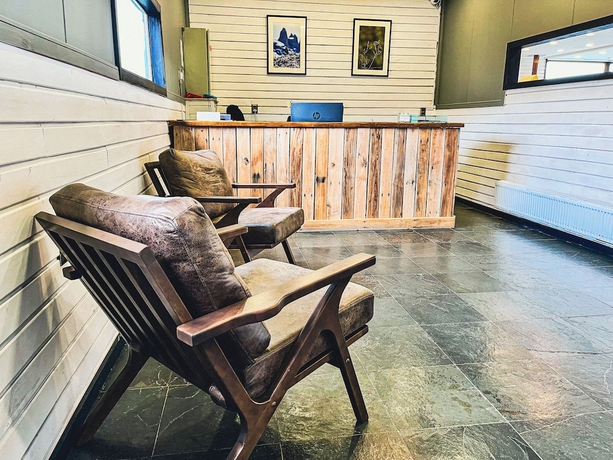 Imagen de los interiores del Hotel Geikie Lodge. Foto 16