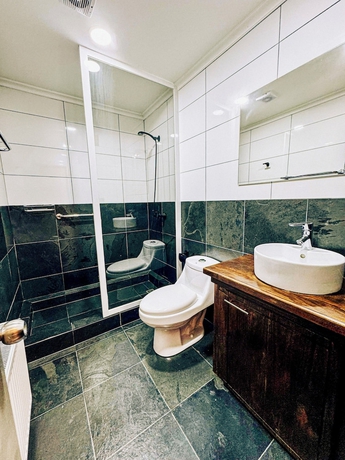 Imagen de la habitación del Hotel Geikie Lodge. Foto 13