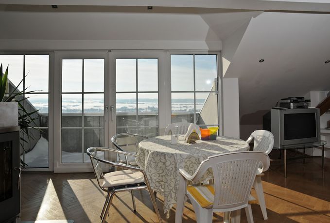 Imagen de la habitación del Hotel Geinberg Suites and Vianova Lodges. Foto 6