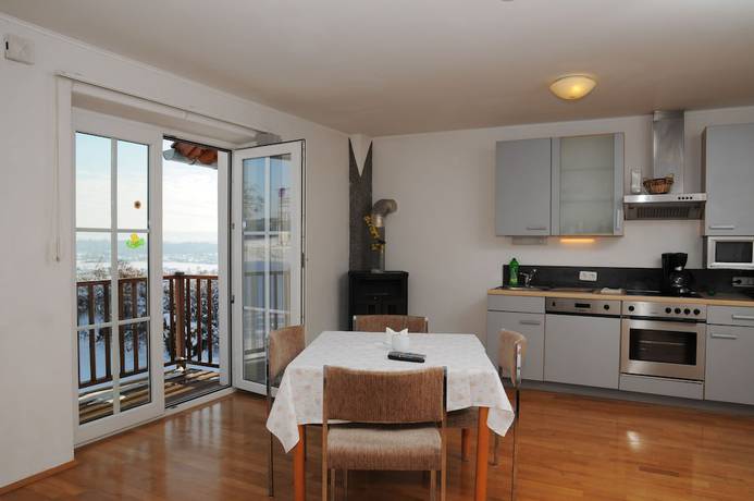 Imagen de la habitación del Hotel Geinberg Suites and Vianova Lodges. Foto 13