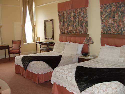 Imagen de la habitación del Hotel Geiser Grand. Foto 2