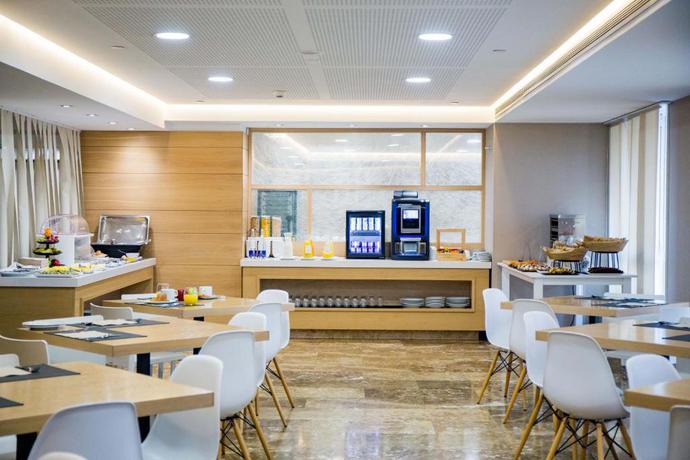 Imagen de los interiores del Hotel Gelmirez. Foto 11