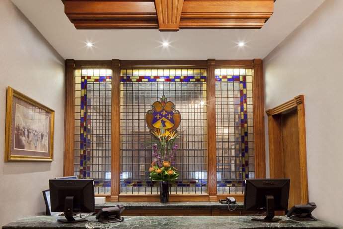 Imagen de los interiores del Hotel Gem Strathmore. Foto 5