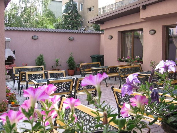 Imagen del bar/restaurante del Hotel Gema, Brasov. Foto 4