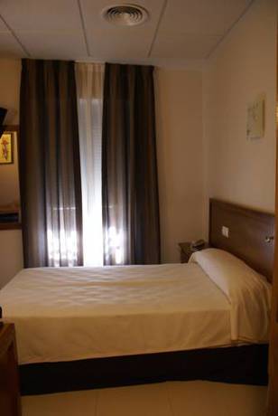 Imagen de la habitación del Hotel Gema. Foto 4