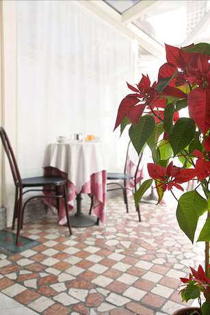 Imagen de los interiores del Hotel Gemelli. Foto 18