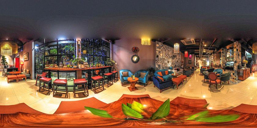 Imagen del bar/restaurante del Hotel Geminai and Cafe. Foto 3