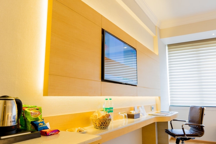 Imagen de la habitación del Hotel Gemini Continental Lucknow. Foto 8