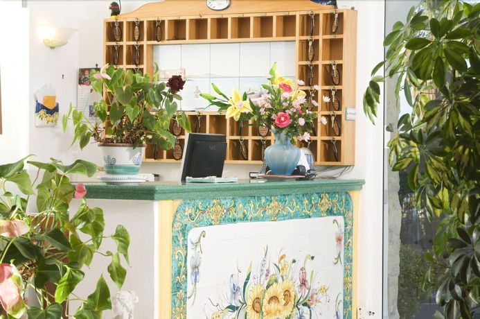 Imagen de los interiores del Hotel Gemma. Foto 16