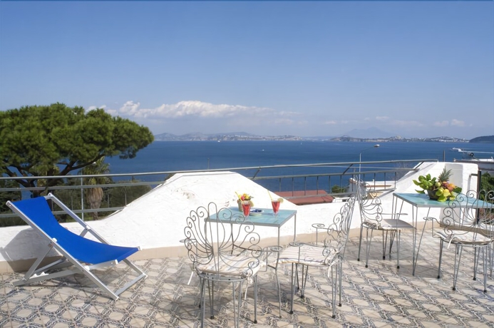 Imagen de los exteriores del Hotel Gemma. Foto 13