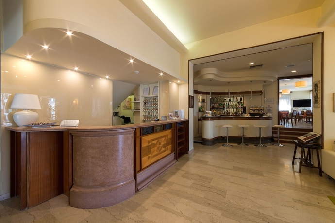 Imagen de los interiores del Hotel Gemma, Riccione. Foto 19