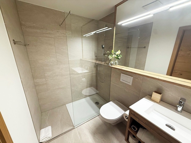 Imagen de la habitación del Hotel Gemmi Hotel and Spa. Foto 14