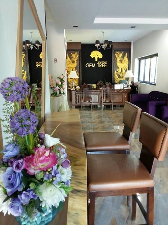 Imagen de los interiores del Hotel Gemtree Boutique Lampang. Foto 11
