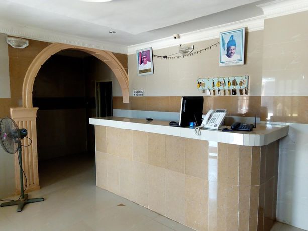 Imagen de los interiores del Hotel Gen-Preston and Suites. Foto 20