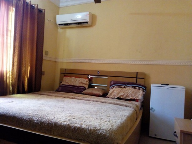 Imagen de la habitación del Hotel Gen-Preston and Suites. Foto 9