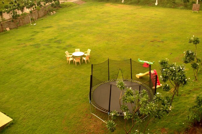 Imagen general del Hotel GenX Udai Valley Resort. Foto 4