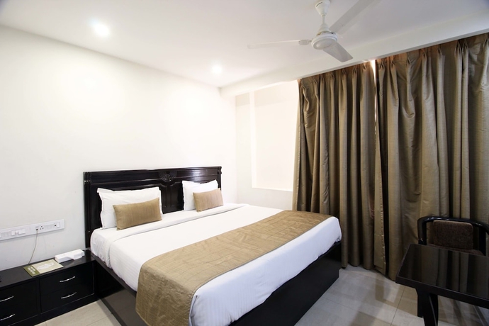 Imagen de la habitación del Hotel GenX Usha Kiran Agra. Foto 16