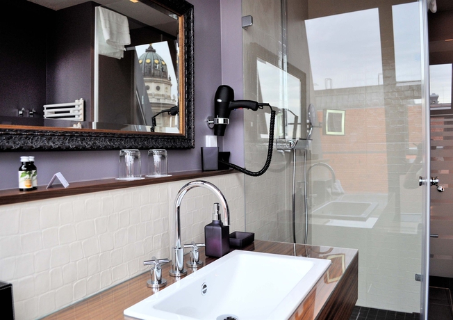 Imagen de la habitación del Hotel Gendarm nouveau. Foto 2