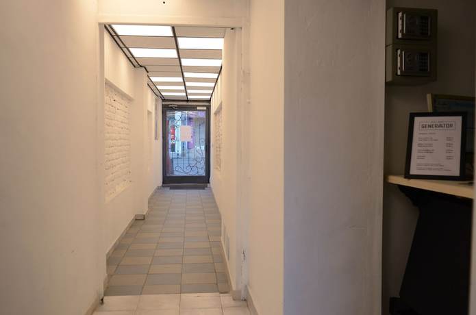 Imagen de los interiores del Hotel Generaator Sofia. Foto 16