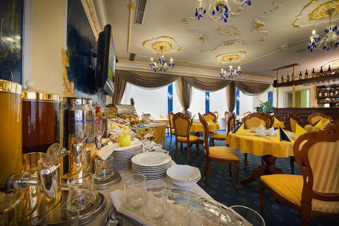 Imagen del bar/restaurante del Hotel General. Foto 4