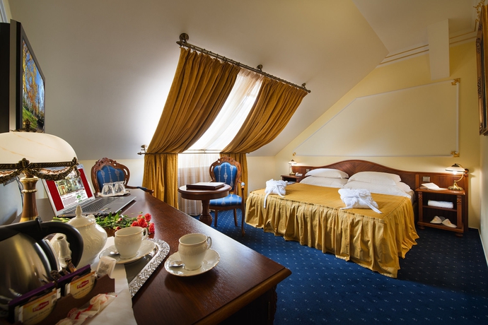 Imagen de la habitación del Hotel General. Foto 6