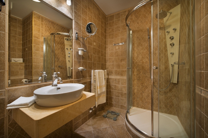 Imagen de la habitación del Hotel General. Foto 8