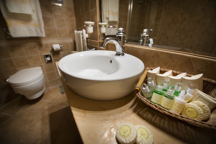 Imagen de la habitación del Hotel General. Foto 9