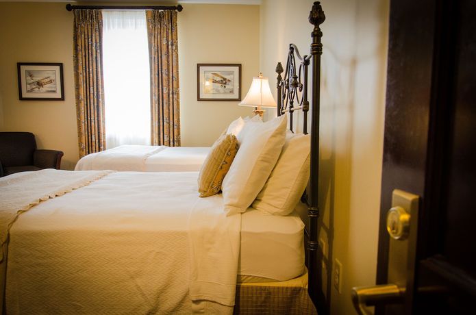 Imagen de la habitación del Hotel General Francis Marion. Foto 11