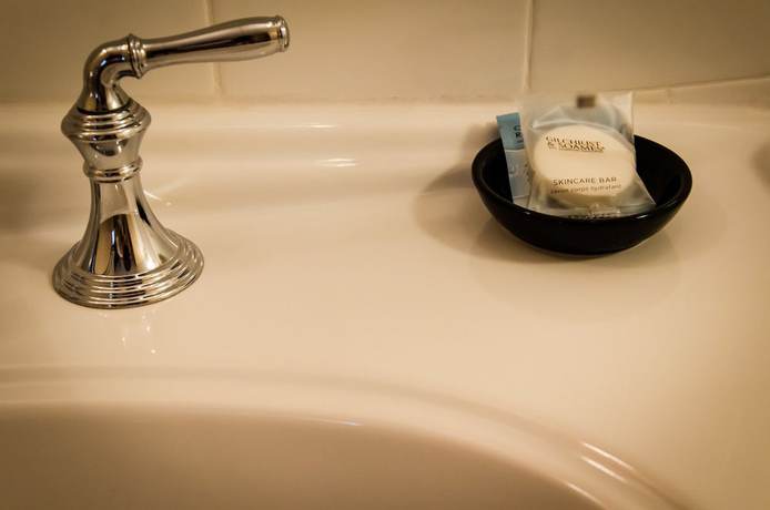 Imagen de la habitación del Hotel General Francis Marion. Foto 14