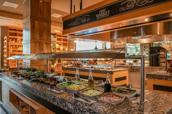 Imagen del bar/restaurante del Hotel Generations Riviera Maya Family Resort - All Inclusive. Foto 7