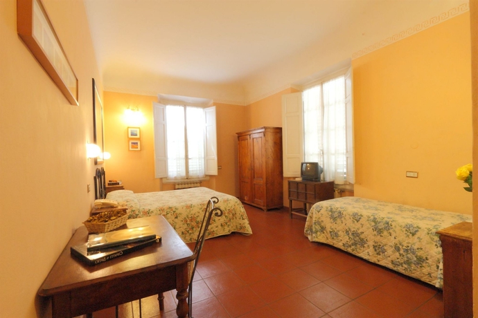 Imagen de la habitación del Hotel Genesio. Foto 11