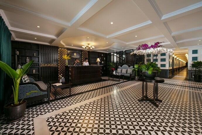 Imagen de los interiores del Hotel Genesis Regal Cruise. Foto 35