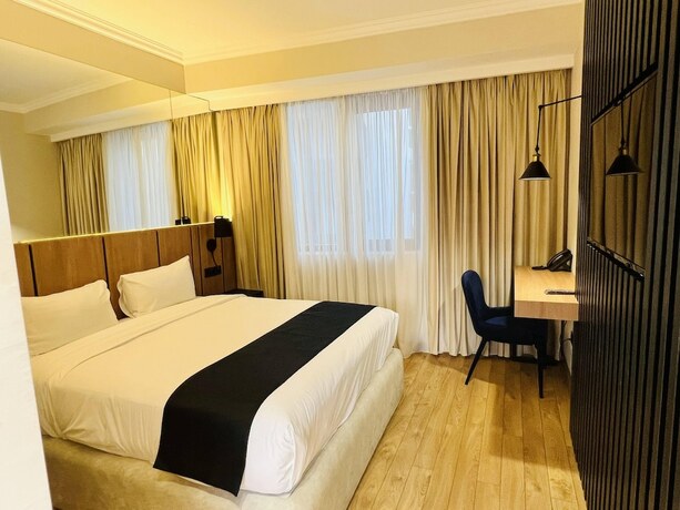 Imagen de la habitación del Hotel Genesis, Tbilisi. Foto 8