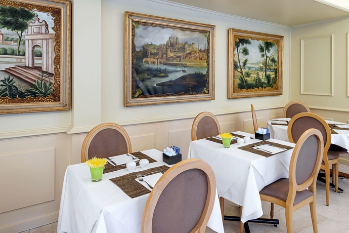 Imagen del bar/restaurante del Hotel Geneva By Fassbind. Foto 2