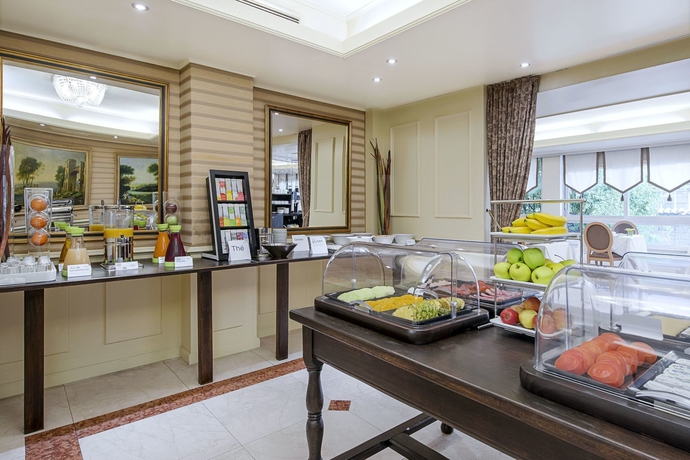 Imagen del bar/restaurante del Hotel Geneva By Fassbind. Foto 5