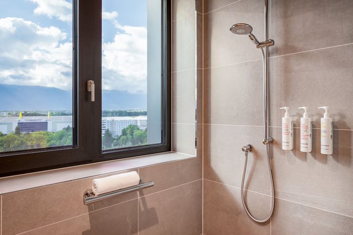 Imagen de la habitación del Hotel Geneva Marriott Hotel. Foto 13