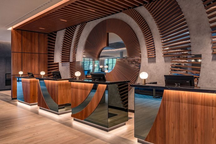 Imagen de los interiores del Hotel Geneva Marriott Hotel. Foto 19