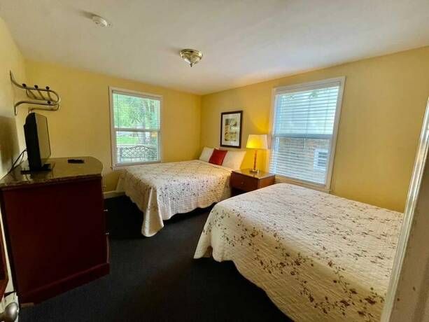 Imagen general del Hotel Geneva and Tiki Bar. Foto 5